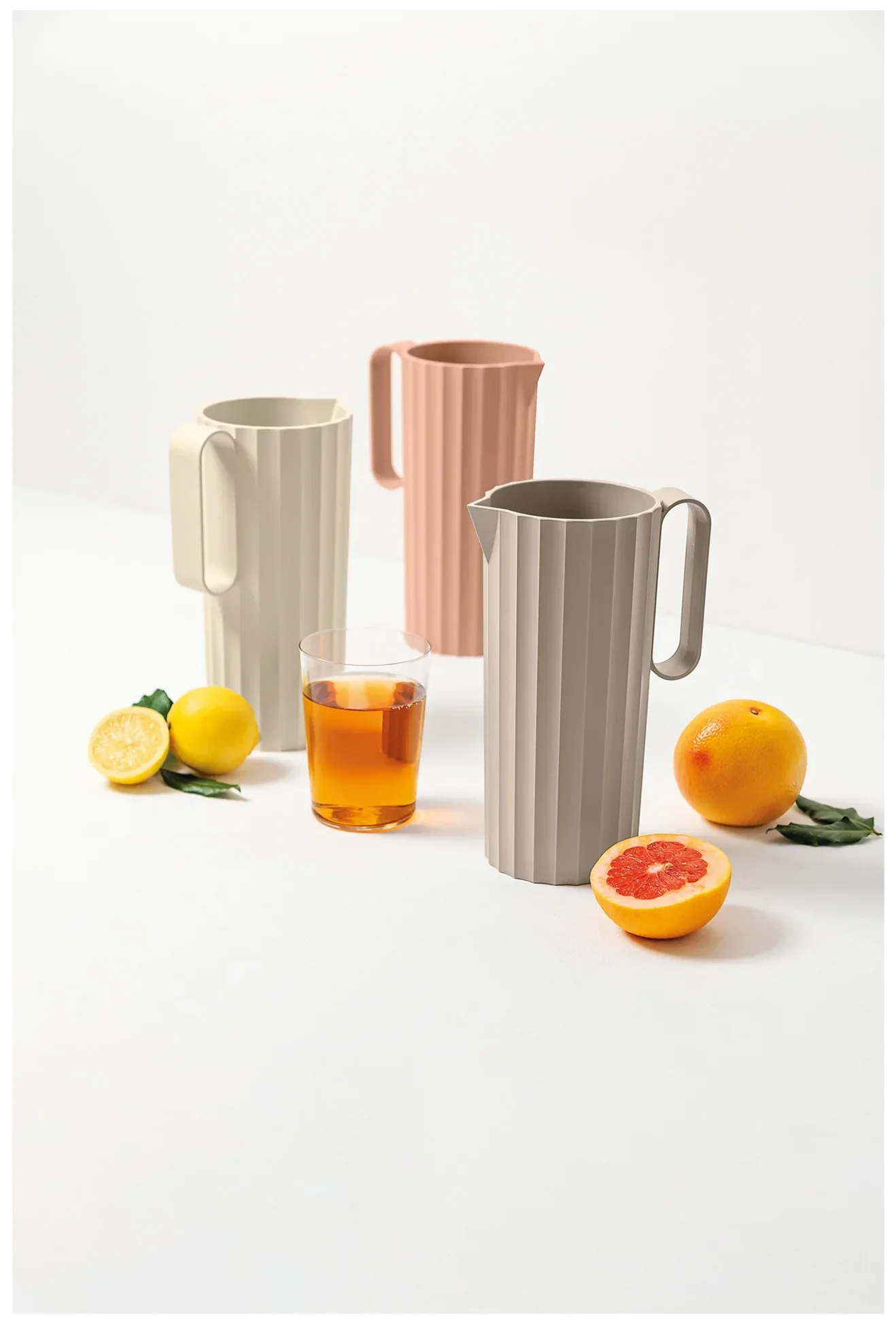 HYDRIA Dzbanek 1,7l kremowy / BLIM PLUS