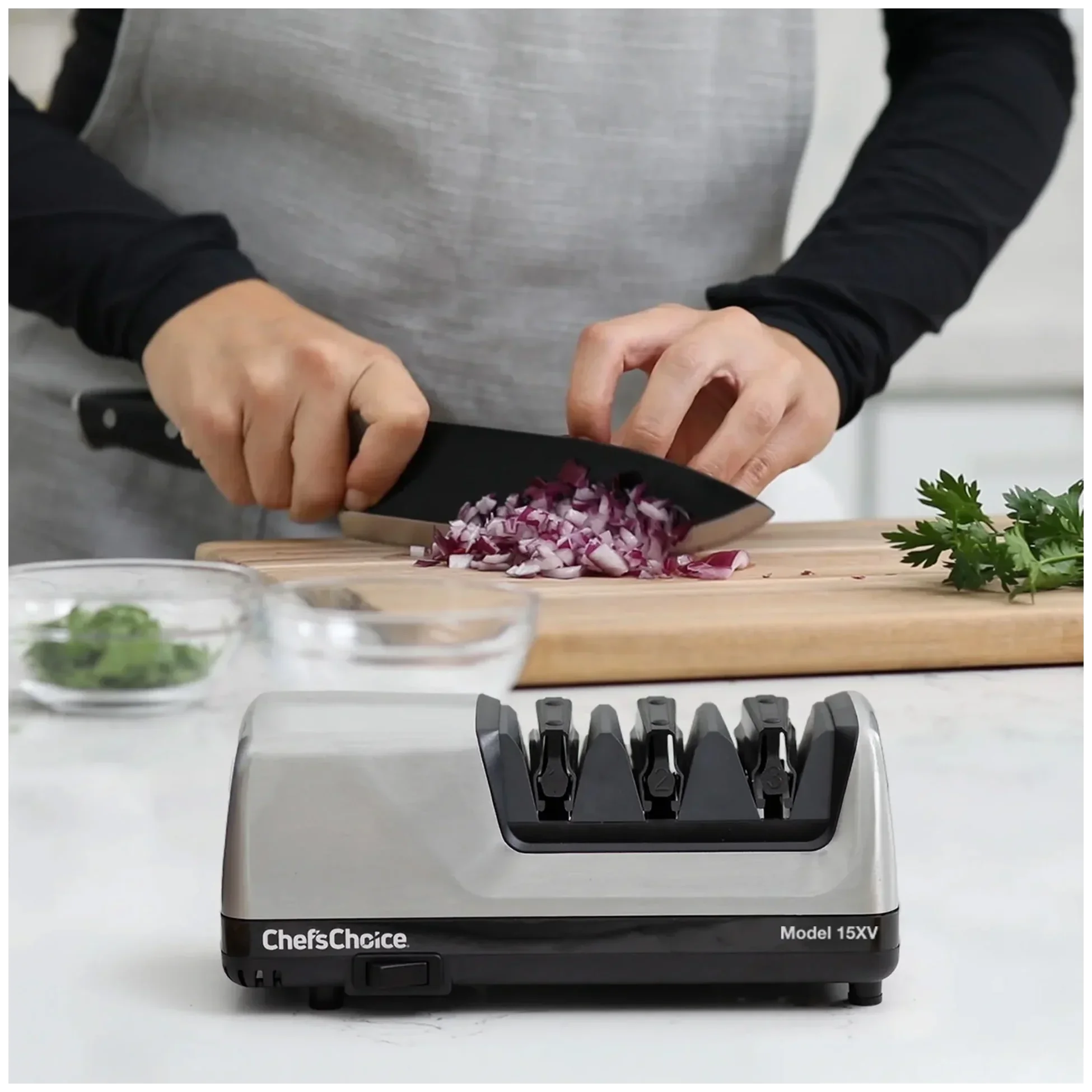 Elektryczna ostrzałka do noży model 15XV / CHEF'SCHOICE
