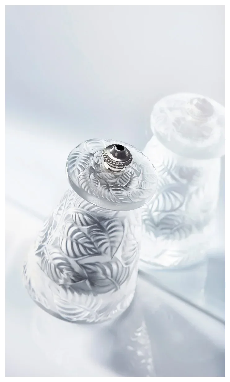 LALIQUE Młynek do  soli z kryształu Lalique 9 cm / PEUGEOT