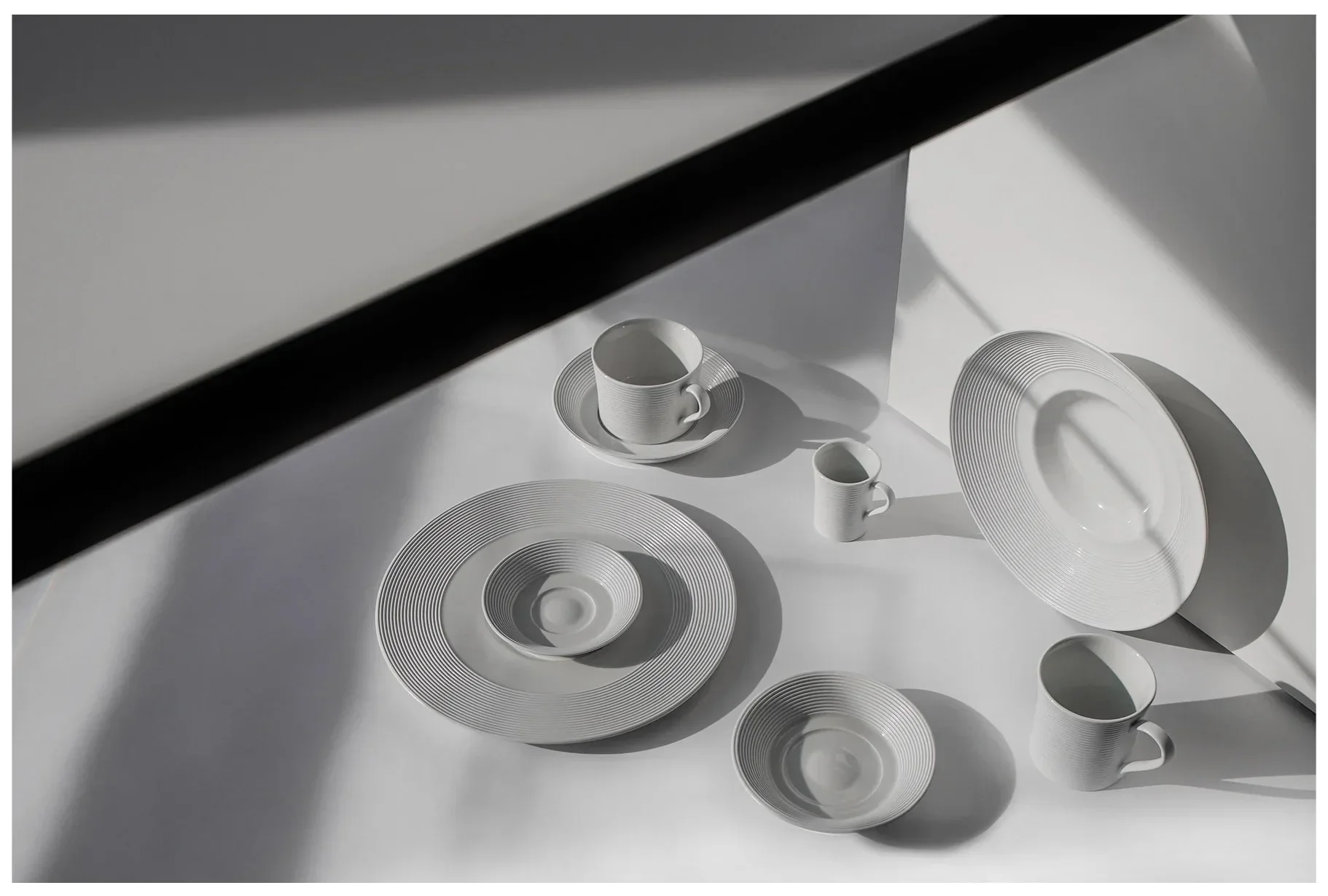 EVOLUTION Filiżanka śniadaniowa 300 ml biała / RAK PORCELAIN