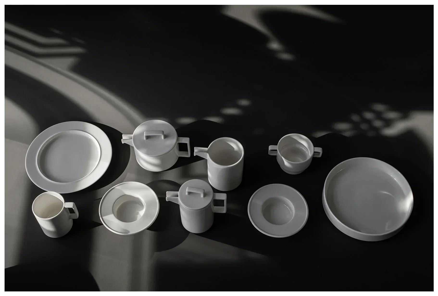 NORDIC Mlecznik 500 ml  / RAK PORCELAIN