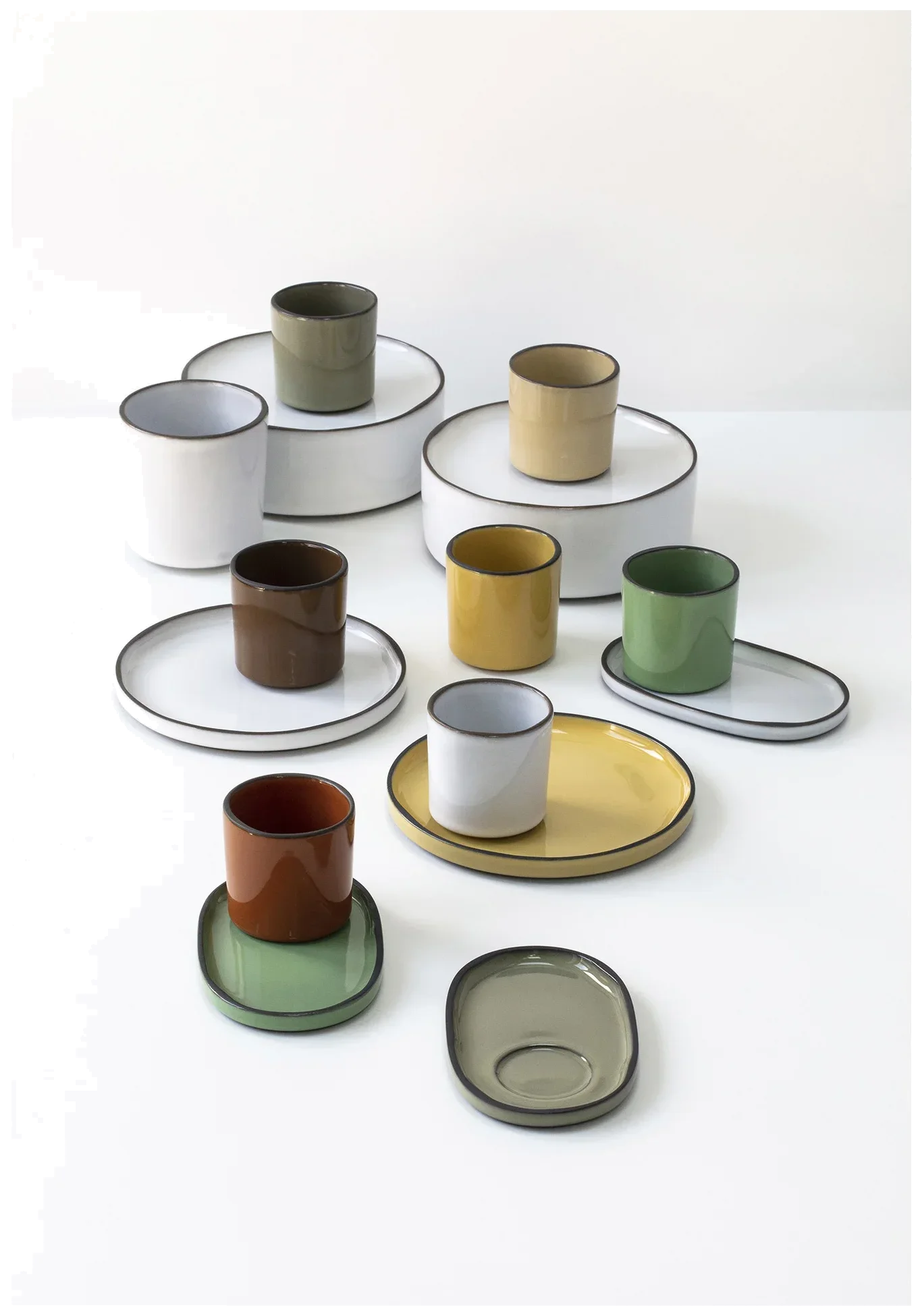 CARACTERE Spodek 13 x 8 cm Cynamon / REVOL
