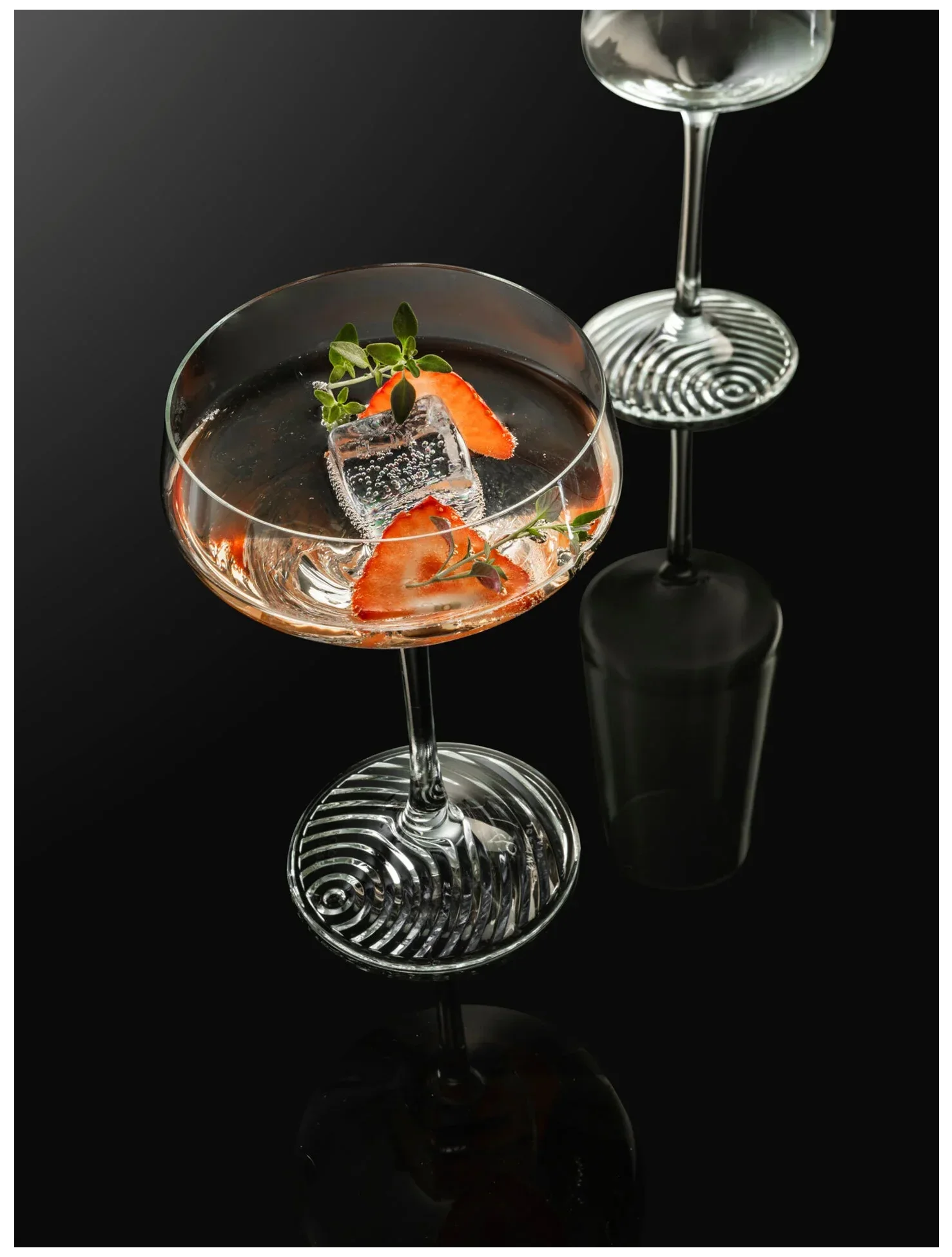 ECHO Kieliszek do koktajli 277 ml, kpl. 4 szt. / ZWIESEL GLAS