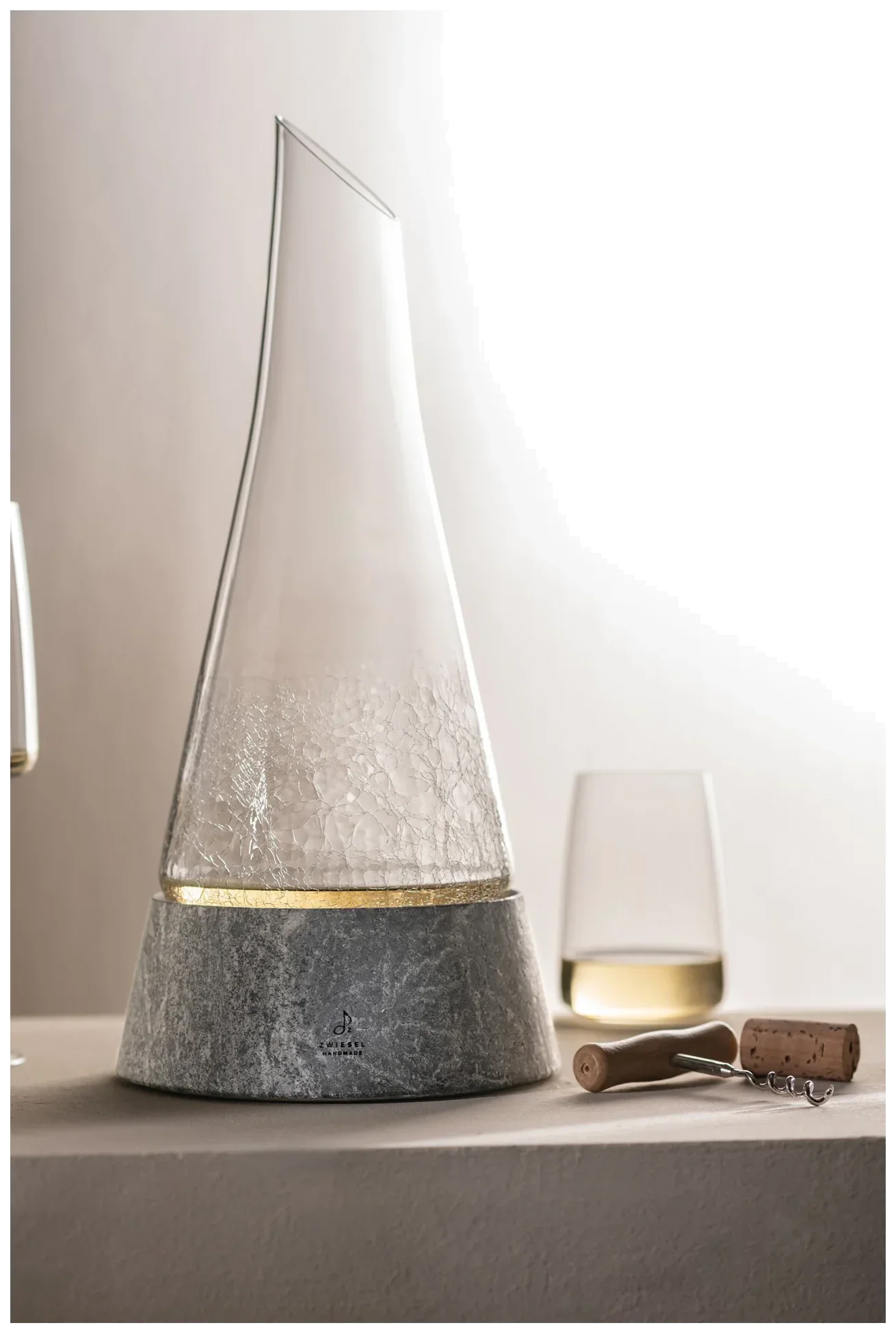 SYMBIOSIS Dekanter z kamienną podstawą 750 ml / ZWIESEL HANDMADE