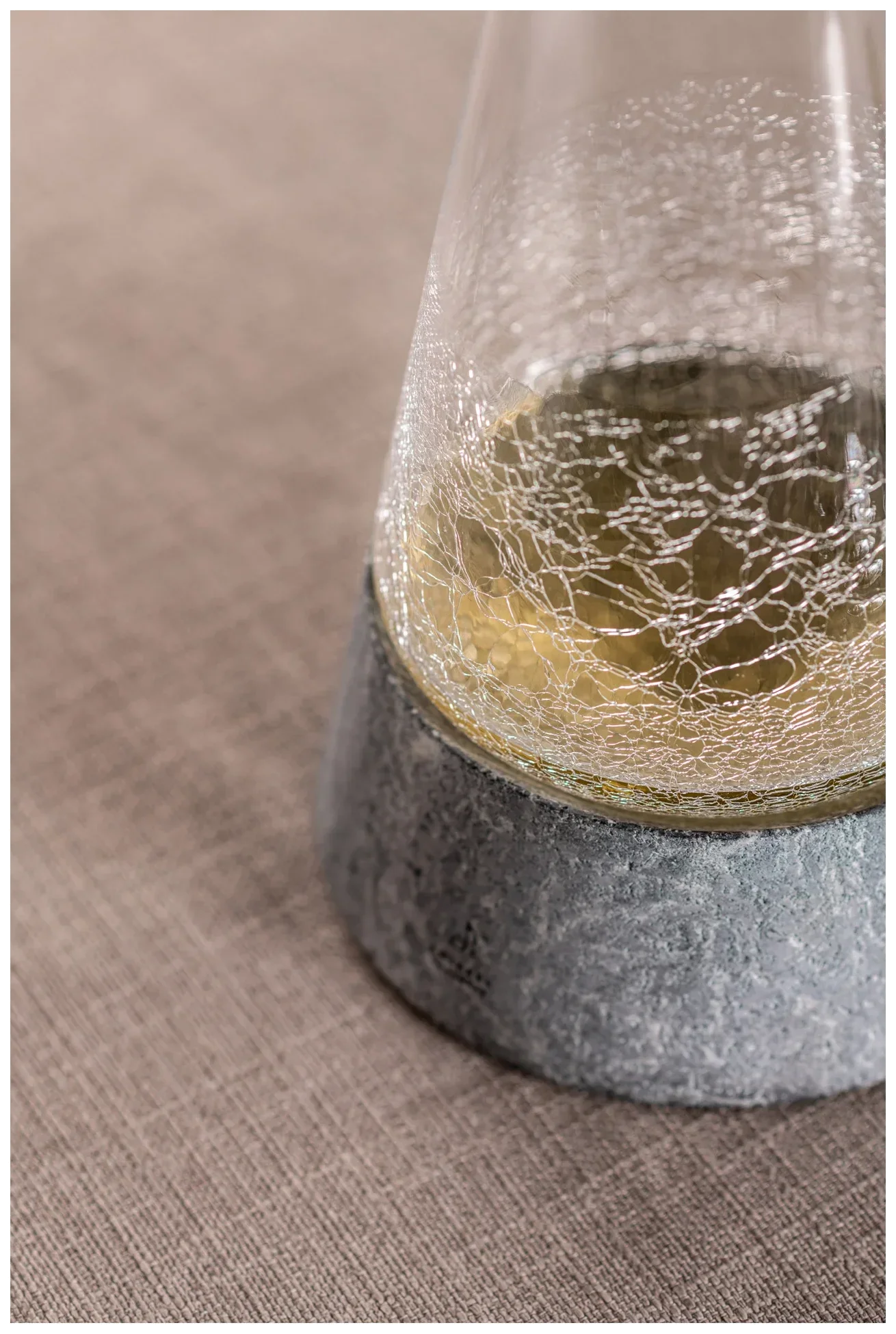 SYMBIOSIS Dekanter z kamienną podstawą 750 ml / ZWIESEL HANDMADE