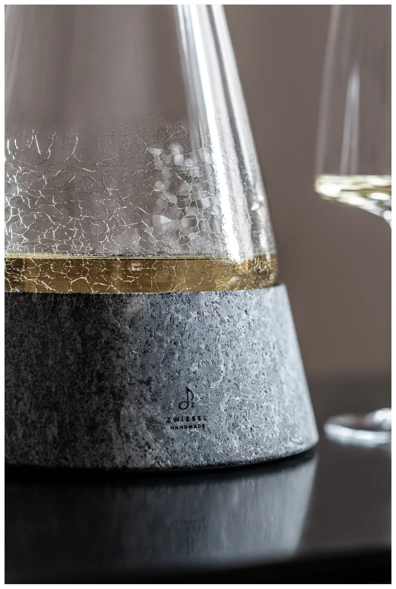 SYMBIOSIS Dekanter z kamienną podstawą 750 ml / ZWIESEL HANDMADE