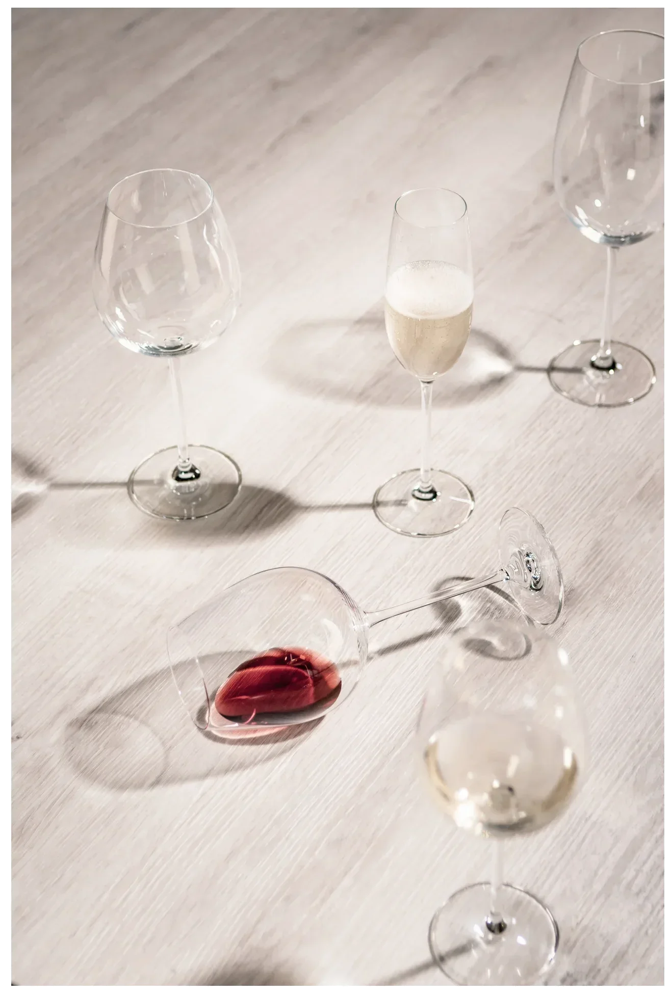 VINOS Kieliszek do wina musującego 238 ml, kpl. 4 szt. / SCHOTT ZWIESEL