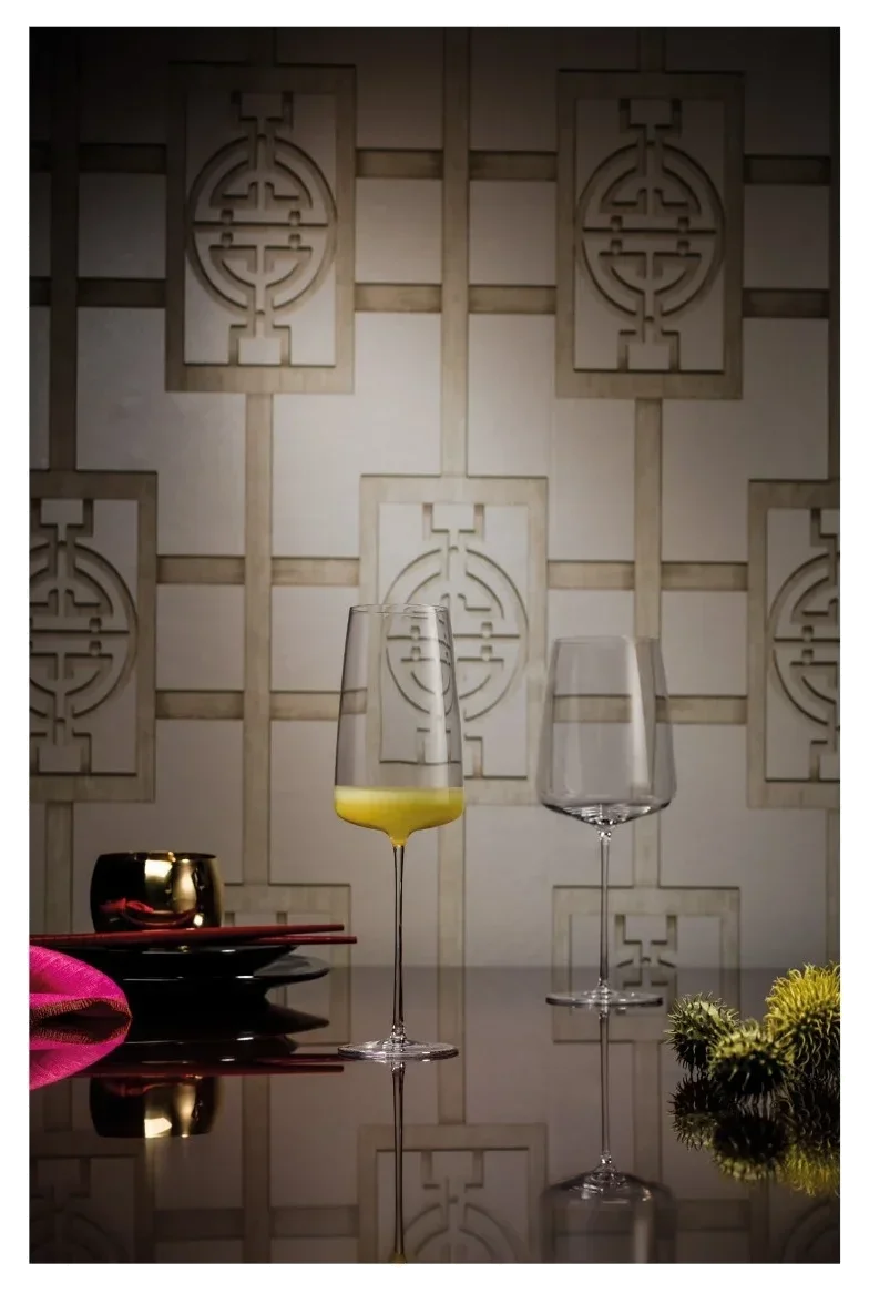 SIMPLIFY Kieliszek Fruity & Delicate 555 ml, kpl. 2 szt.  / ZWIESEL HANDMADE