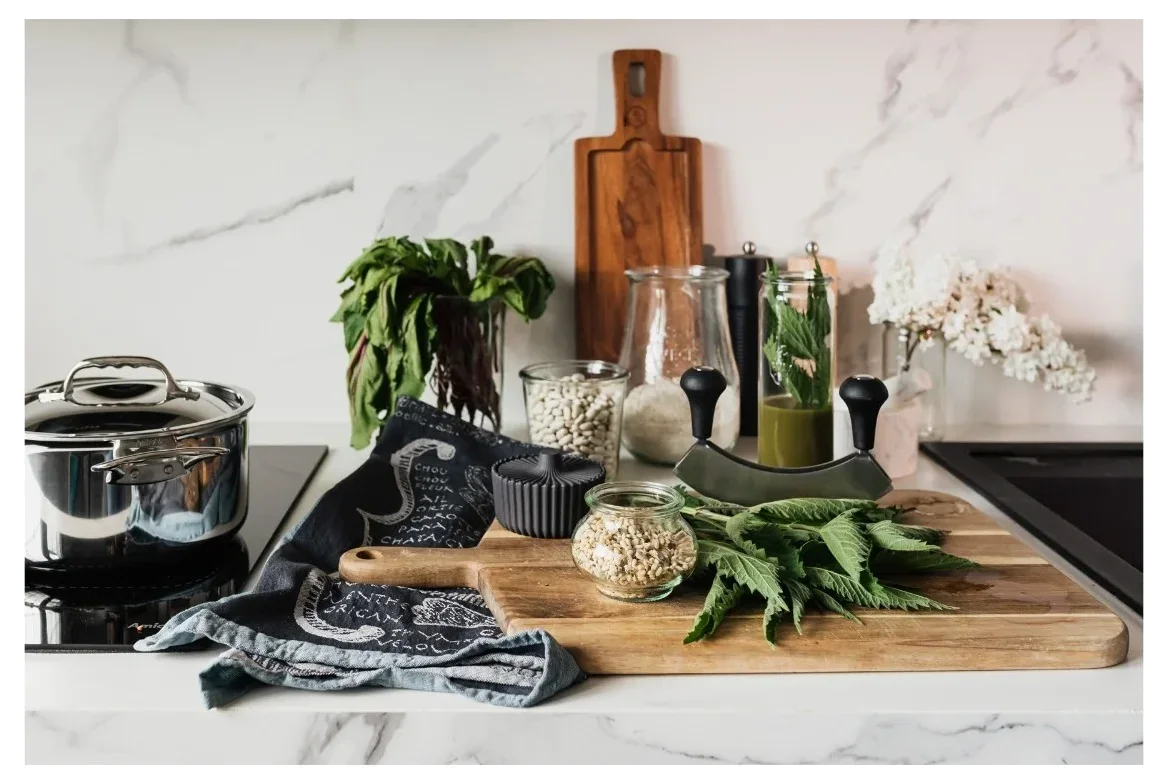Słoik SCHMUCK z pokrywką, uszczelką i 2 zapinkami 220 ml op. 12 szt. / WECK
